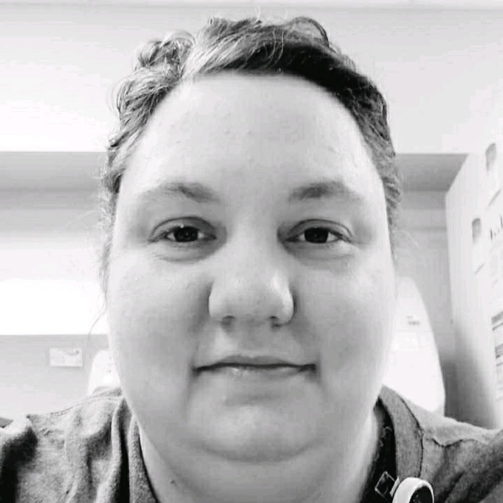 Meet your Posher, Carrie